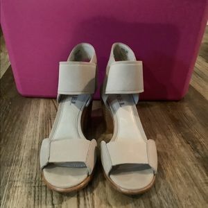 Sorel Nadia sandal